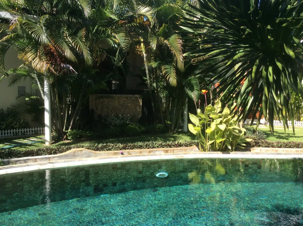 Villa Costa Plenty