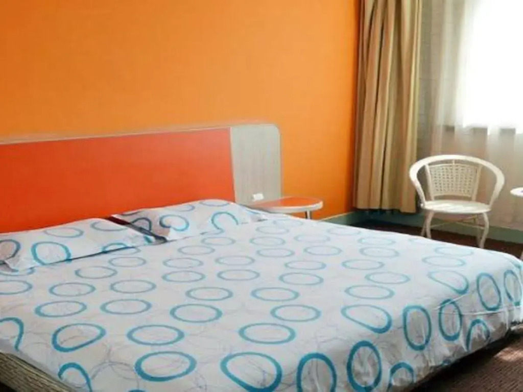 Motel168 Suzhou Sanxiang Road Inn