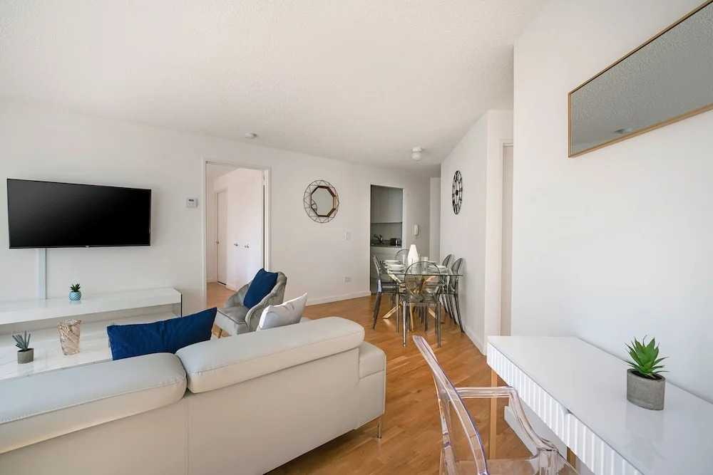 Stunning Apartment for 4 2 Bedrooms 2 Bath