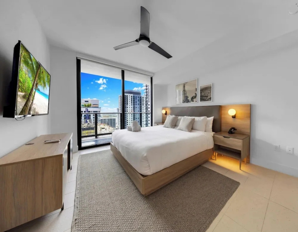 1-BD Condo in Downtown Miami - Gym