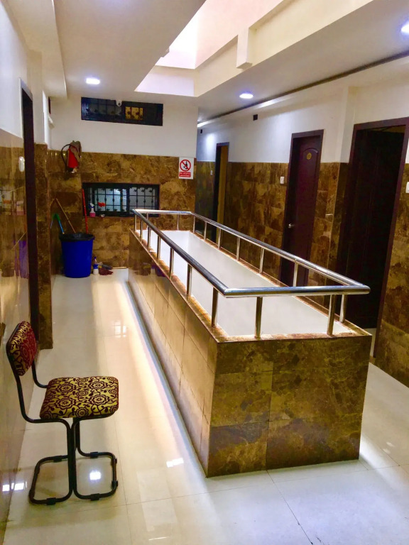 BHIMAS INN -Puratchi Thalaivar Dr M G Ramachandran Central Railway Station Chennai