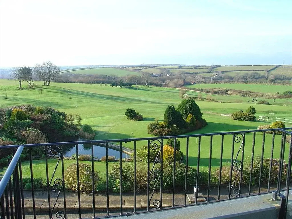 Bowood Park Hotel