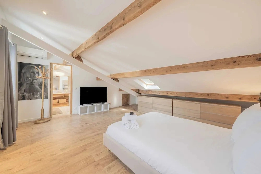 Elegant Apartment - AC- 1br-3p - Cogolin