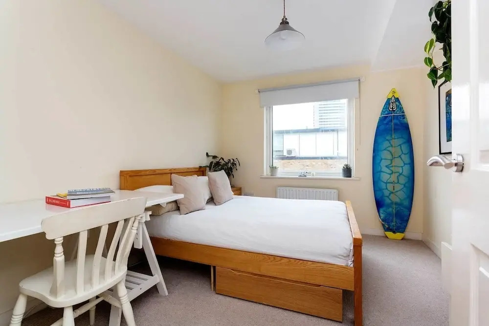 Stylish near Saint Martins