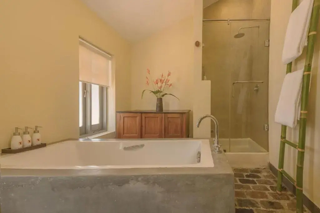 The Villa Bentota by KK Collection