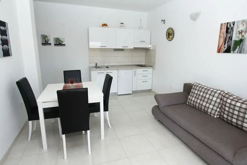 Renato - 150 m From Beach - A1