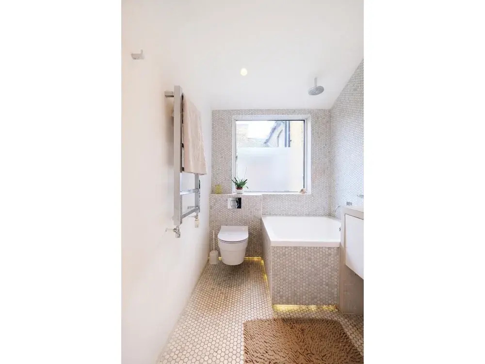 Spacious Modern 3 bed Architect-designed House