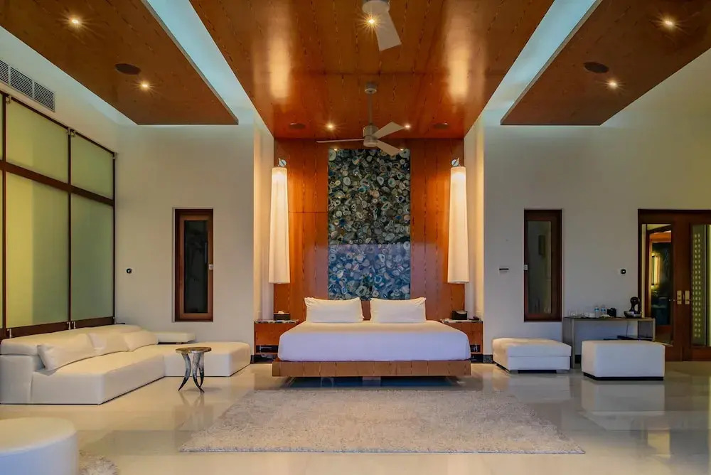 Spectacular Modern Luxury and Exceptional Amenities at Mantea Casa Cabo in Pedregal