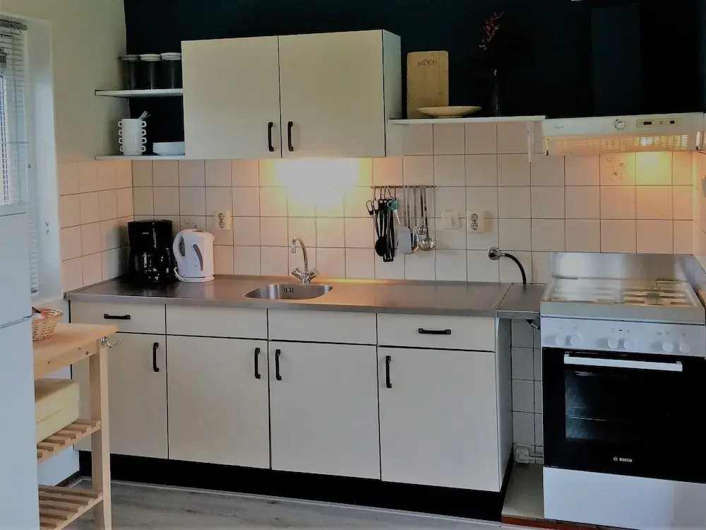 Single Storey Bungalow near Small Beach