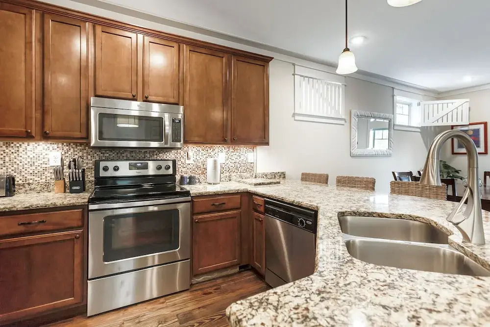 Cottages at Eastern Lake - 4 Br Home