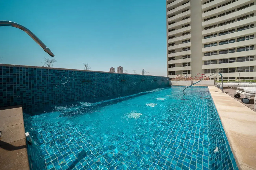 Luxury studio with balcony in Dubai