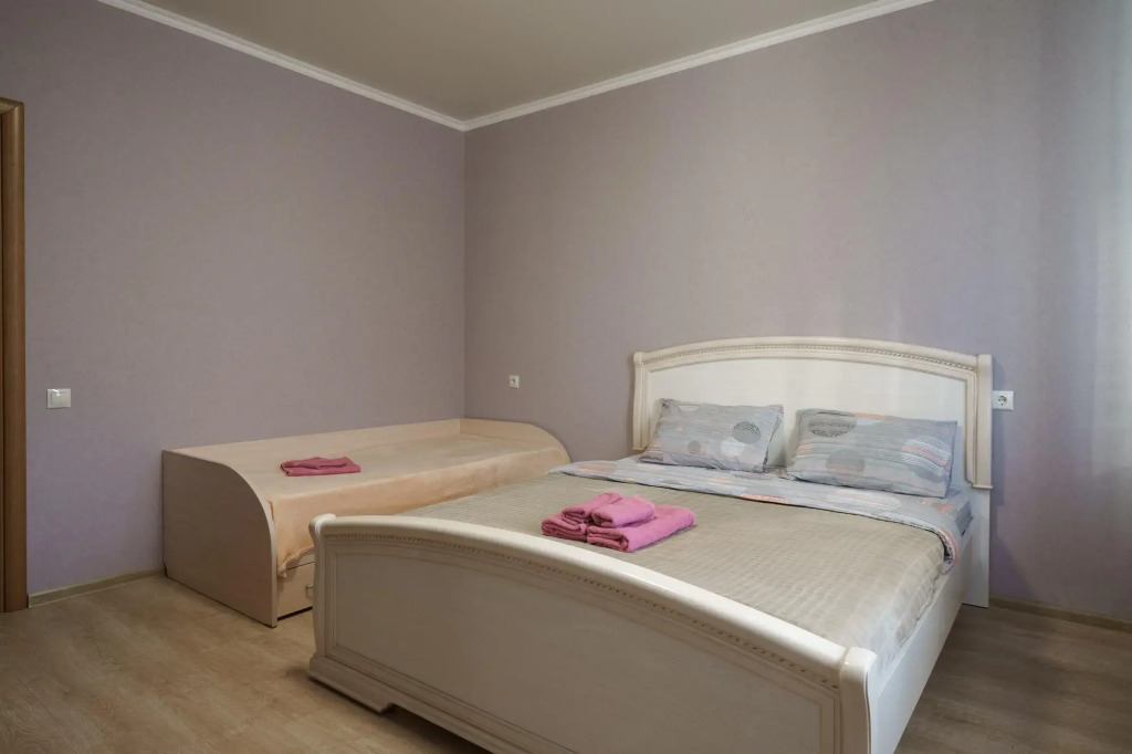 Righ Room апартаменты на Сиреневом бульваре 6