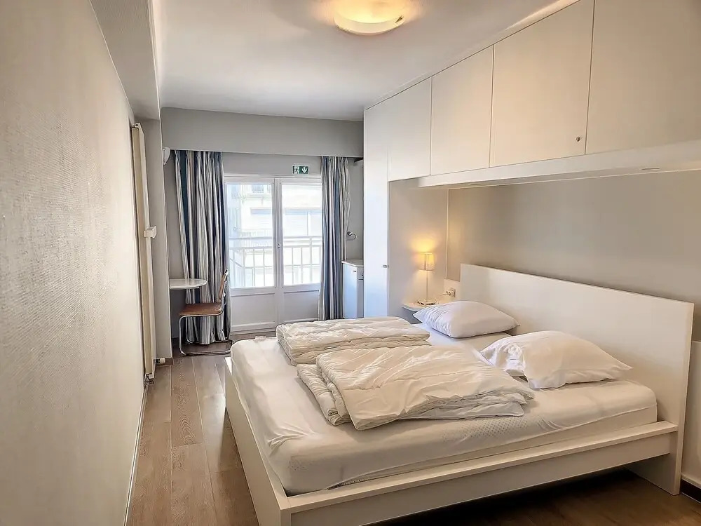 Apartment Albertstrand With Stunning Seafront View