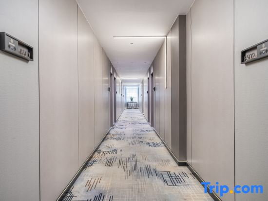 Heyuan Daxin Business Hotel (Renrenle Wanlongcheng Branch)