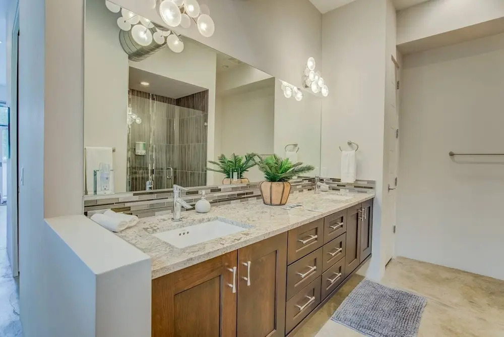 4BR Modern Marvel Downtown Custom Private Balcony