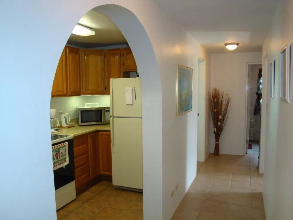 6 Cloverdale Close