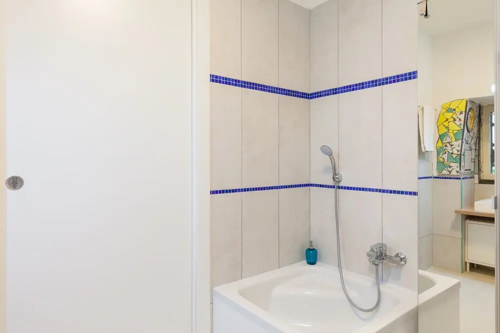 Apartment - Corso V. Emanuele IV BH 84