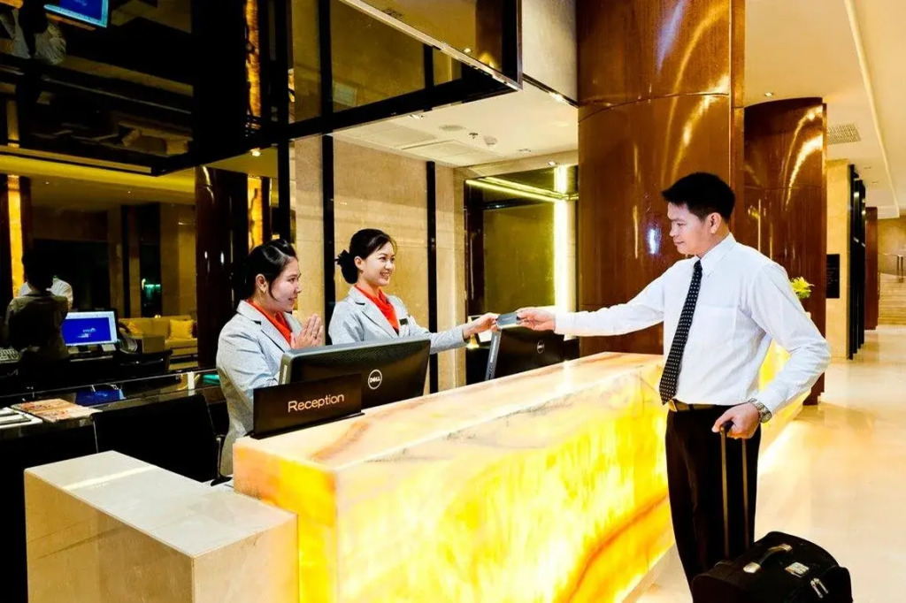 Royal Princess Larn Luang - SHA Extra Plus