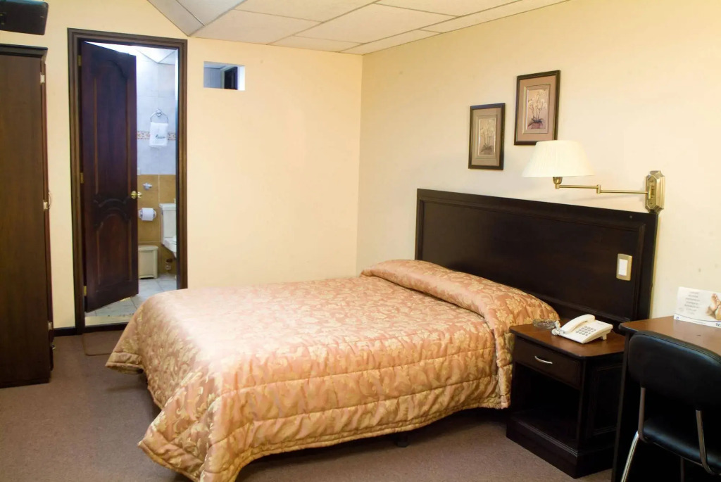 Hotel Podocarpus