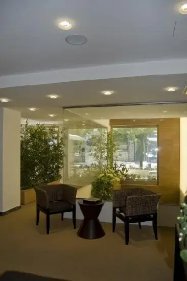 Hotel Columbia