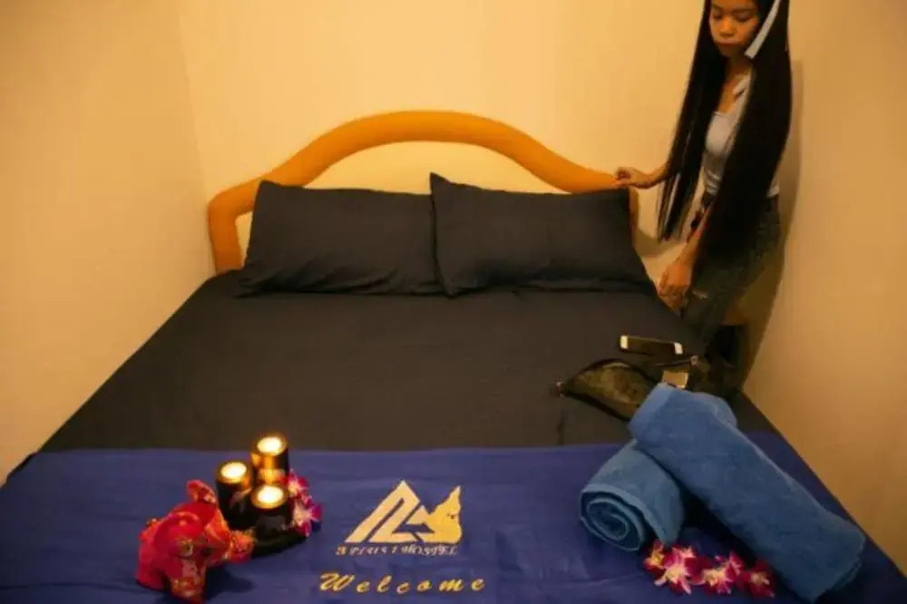 3 Plus 1 Hostel