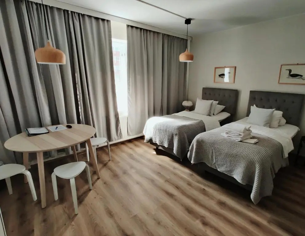Hotel Homeland