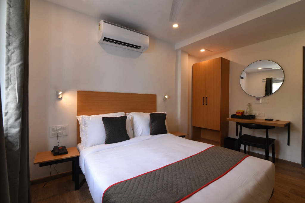Super Townhouse Royapettah Near U.S Consulate