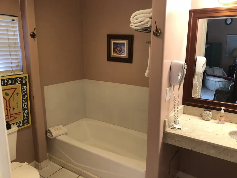 Sea Breeze Manor Inn