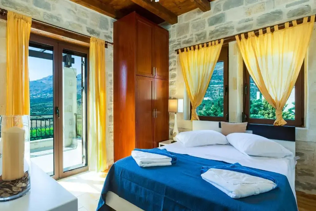 Thalia Villa, majestic landscape of South Crete, By ThinkVilla