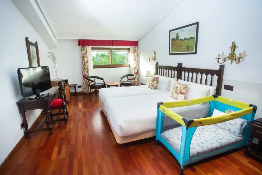 Hotel Conde Rodrigo II by eme hoteles