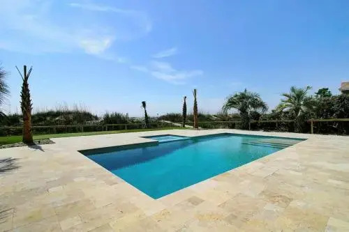 400 Ocean Boulevard