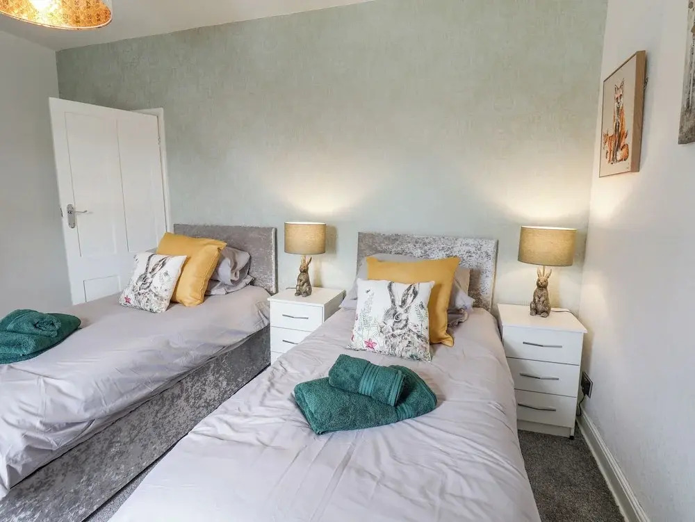3 Auborough Street