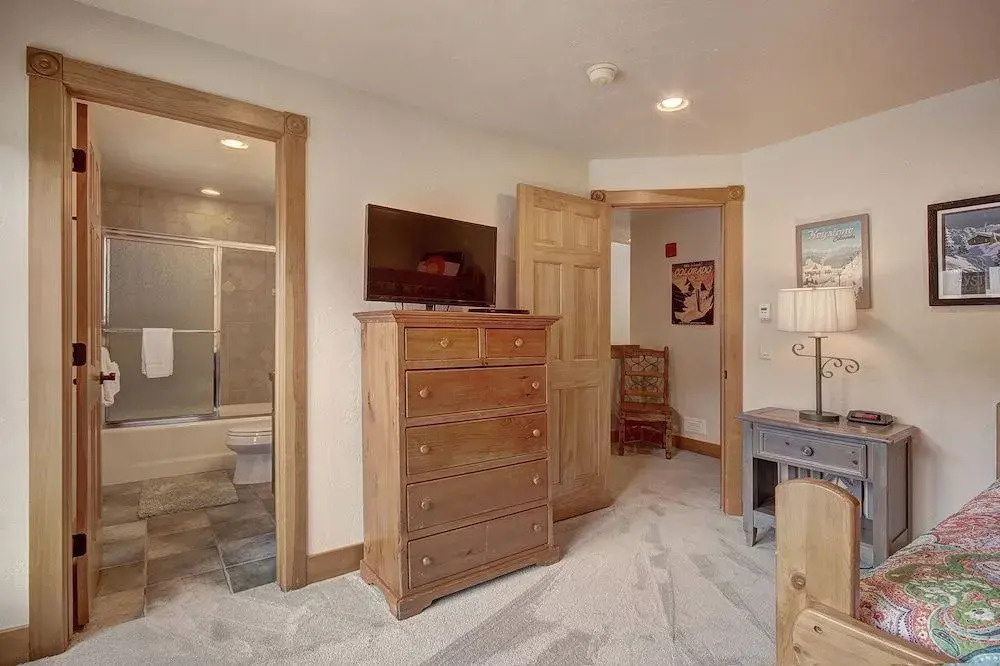 201 Mill Creek (72 River Run Road) 4 Bedroom Condo by RedAwning