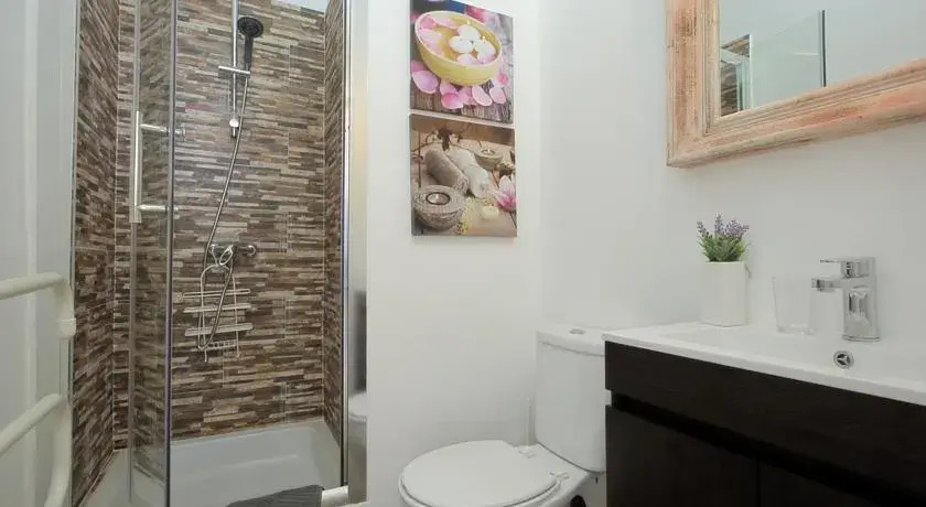 Localtraveling ALFAMA River View - Family Apartments