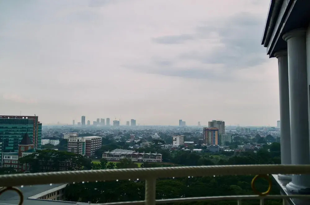 Fully Furnished with Spacious Design 3BR Penthouse Kondominium Golf Karawaci Apartment