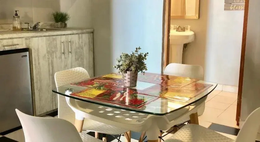 Casa Luna Guest House