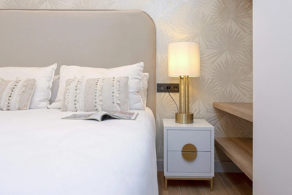 Exclusive Apartment in Granada Center Alhondiga II