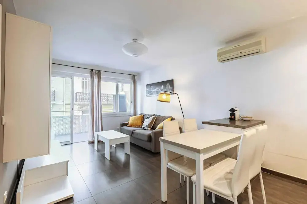 Nice Apartment With Balcony - Center Cannes 1br/4p