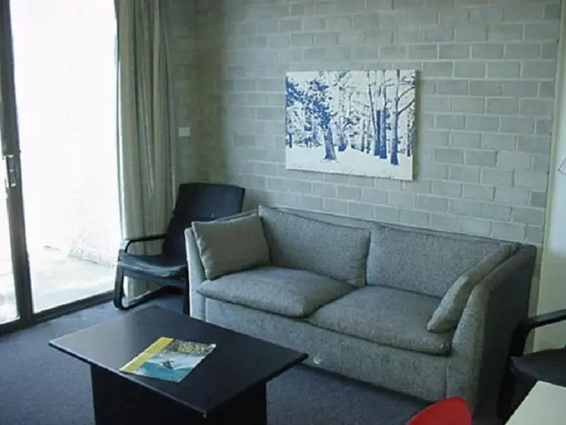 Tanderra 4 Private Holiday Apartment