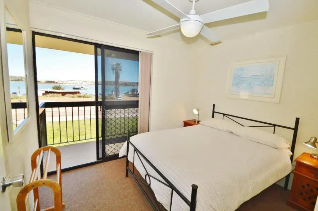 Riverview Holiday Apartment 12 - Kalbarri WA