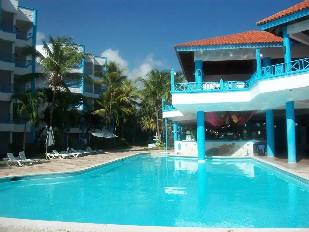 Hotel Costa Larimar