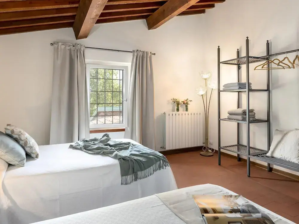 TENUTA FRANCIGENA 8, Emma Villas