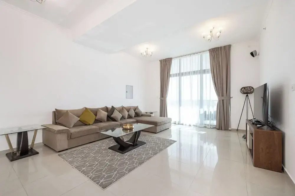 Manzil - Spacious 2BR near Marina Beach