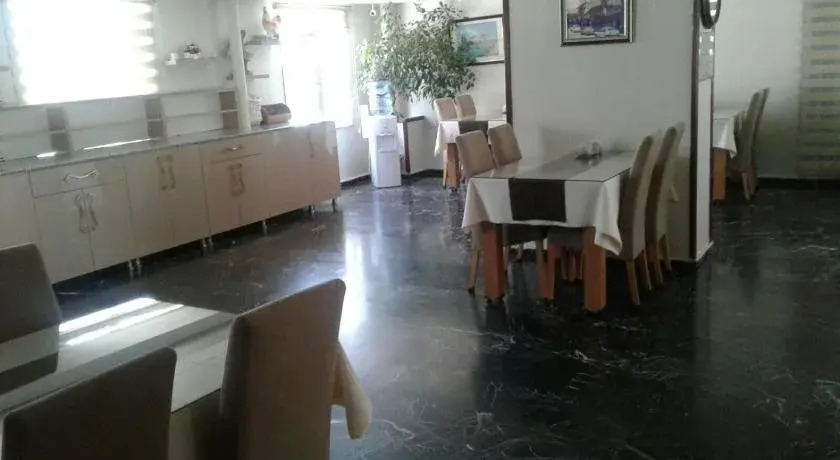 Yeni Hotel