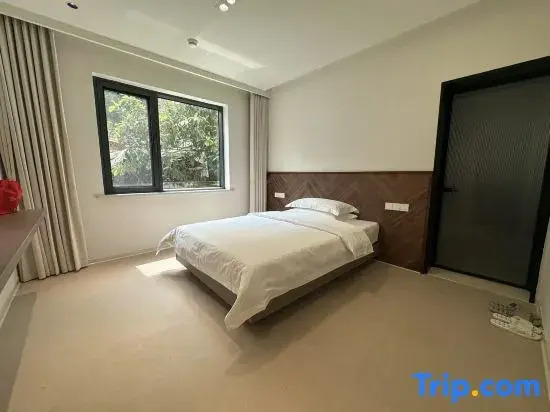 Wangye Villa Lakeview Light Luxury Vacation Homestay