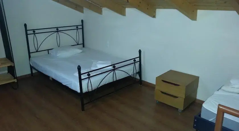 Zaverdinos House