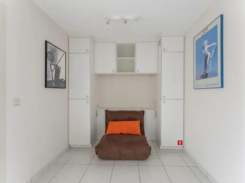 Apartment With Balcony and sea Views