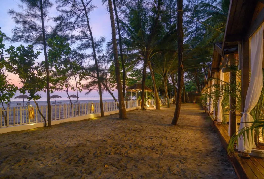 Larisa Resort, Morjim