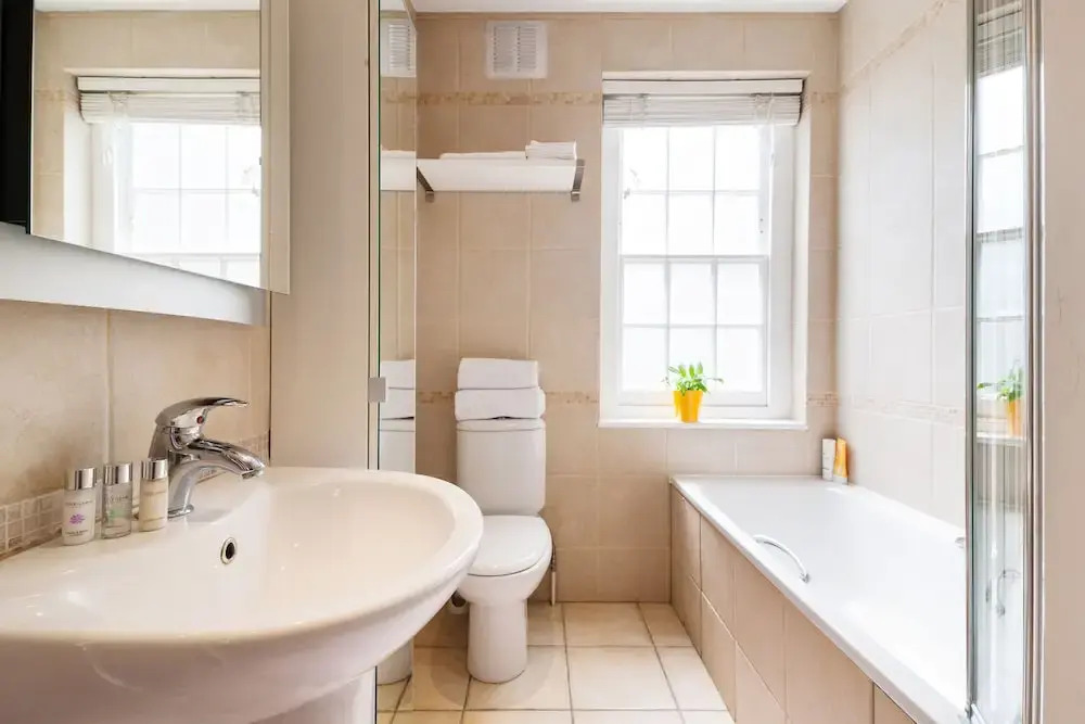 The Hampstead Village House - EB