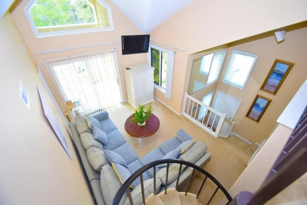 Seascape-heron Harbour 206-18 1 Bedroom Townhouse by Redawning